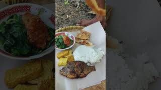 Download lagu sarapan di sawah kalih pak suami mp3