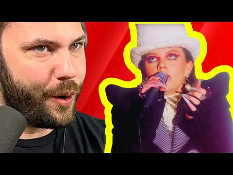 HOLY SH*T Chinchilla - FINGERS LIVE!