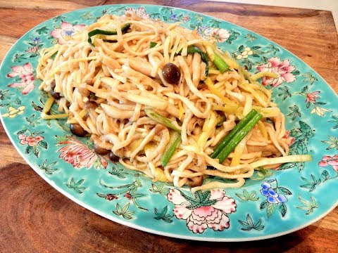 S1Ep67-Braised E-Fu/Longevity Noodles with Shimeji Mushrooms & Yellow Chives 干燒 伊麵