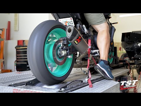 2024+ Yamaha MT-09 Full Exhaust Dyno Shootout: Yoshimura vs Akrapovic vs Stock by TST Industries