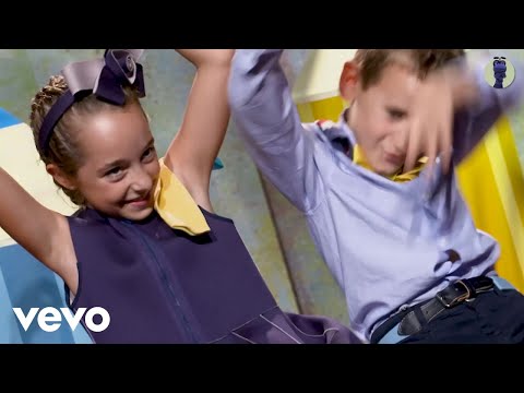 Piccolo Coro dell'Antoniano - La ballata dei calzini spaiati (Official Video)