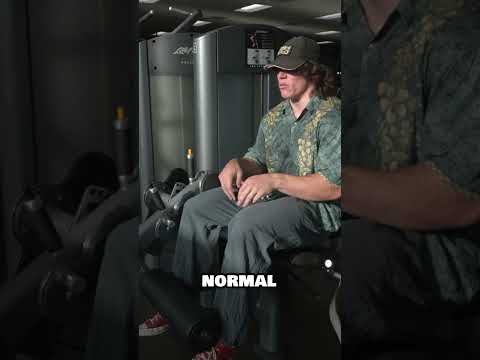 Sam Doing Tempo Leg Extension | Fall Cut Day 18 - Legs #shorts #short #samsulek #samsulekshorts