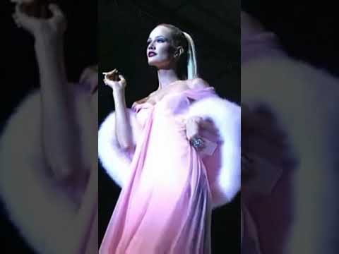 karenmulder in Christian Dior Spring/Summer 1996 FashionShow Catwalk
