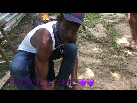 Cooking breadfruit and salt mackerel 😍🔥#brooksie & the team 😂😂🔥