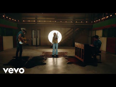 Anne Wilson - Strong (Official Acoustic Video)