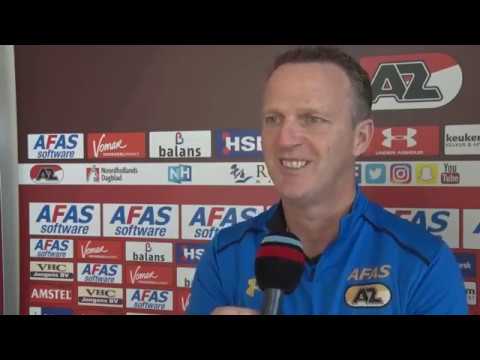 Van den Brom over AZ - PEC (Beker)