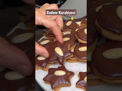 Marmelatlı Badem Kurabiyesi tarifi şimdi kanalımda 🤗
