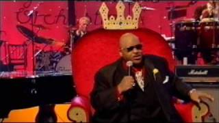 Dave Swift on Bass with Jools Holland backing Solomon Burke "Everybody Needs somebody to Love"