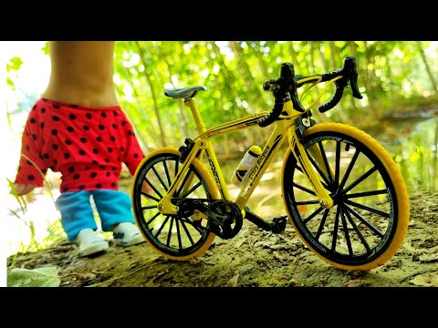 Fred Takes Mountain Biking to the Next Level – Crazy Stunts!