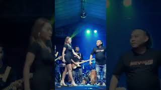 Download lagu story' wa dangdut koplo. mp3