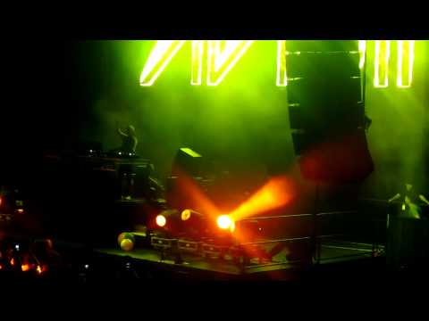 Avicii- Fade Into Darkness/ You've Got the Love