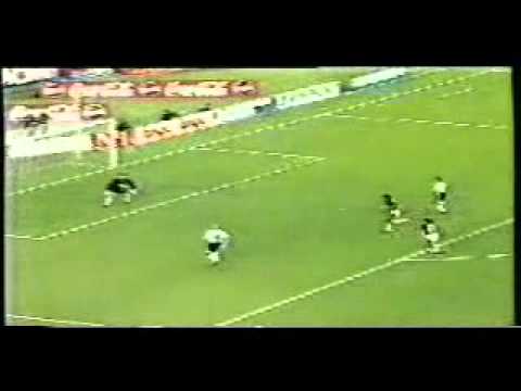 Gol Loco Abreu   San Lorenzo vs  Colon 4 1, local