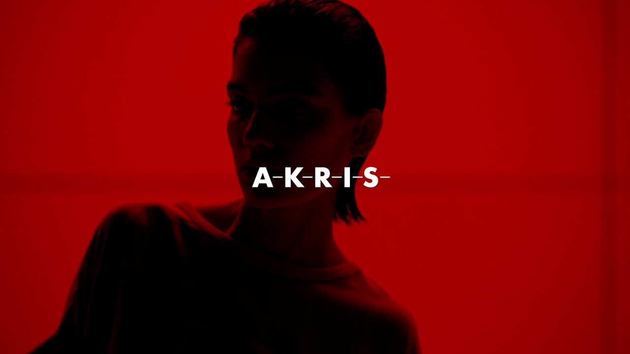 Akris Spring/Summer 2021 | directed by Anton Corbijn | Preview 3 thumnail