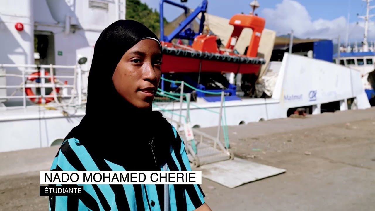 ExPLOI - mission océanographique et tournée du Pastic Odyssey à Anjouan (Comores)