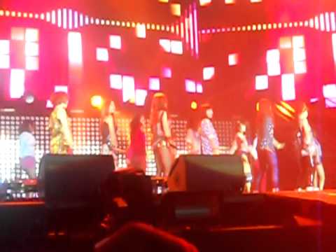 t-ara roly poly music bank fancam paris