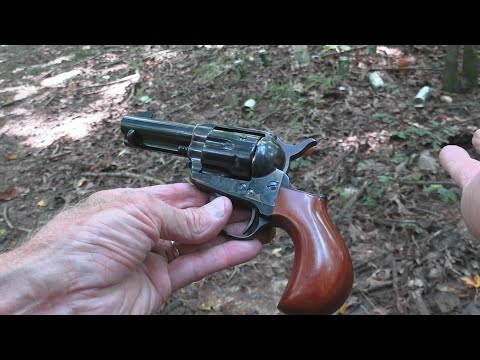 Cimarron Thunderer .45 Colt Close-up
