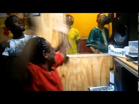 Cutty ranks & Frankie paul voicing  Si u Nuh More -God We praise Dub  for Run Things Intl