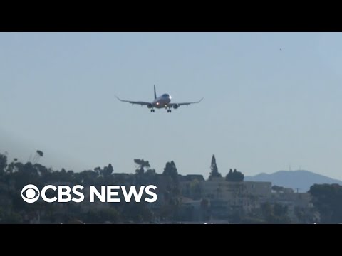 Man tries to breach United Airlines cockpit causing flight diversion
