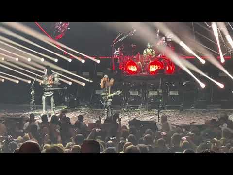 Kiss Mansfield MA. 8/18/2021 Rock and Roll All Night.