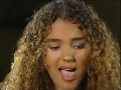 Yasmine AMMARI - koulouna jazairyine / Clip officiel (2001)