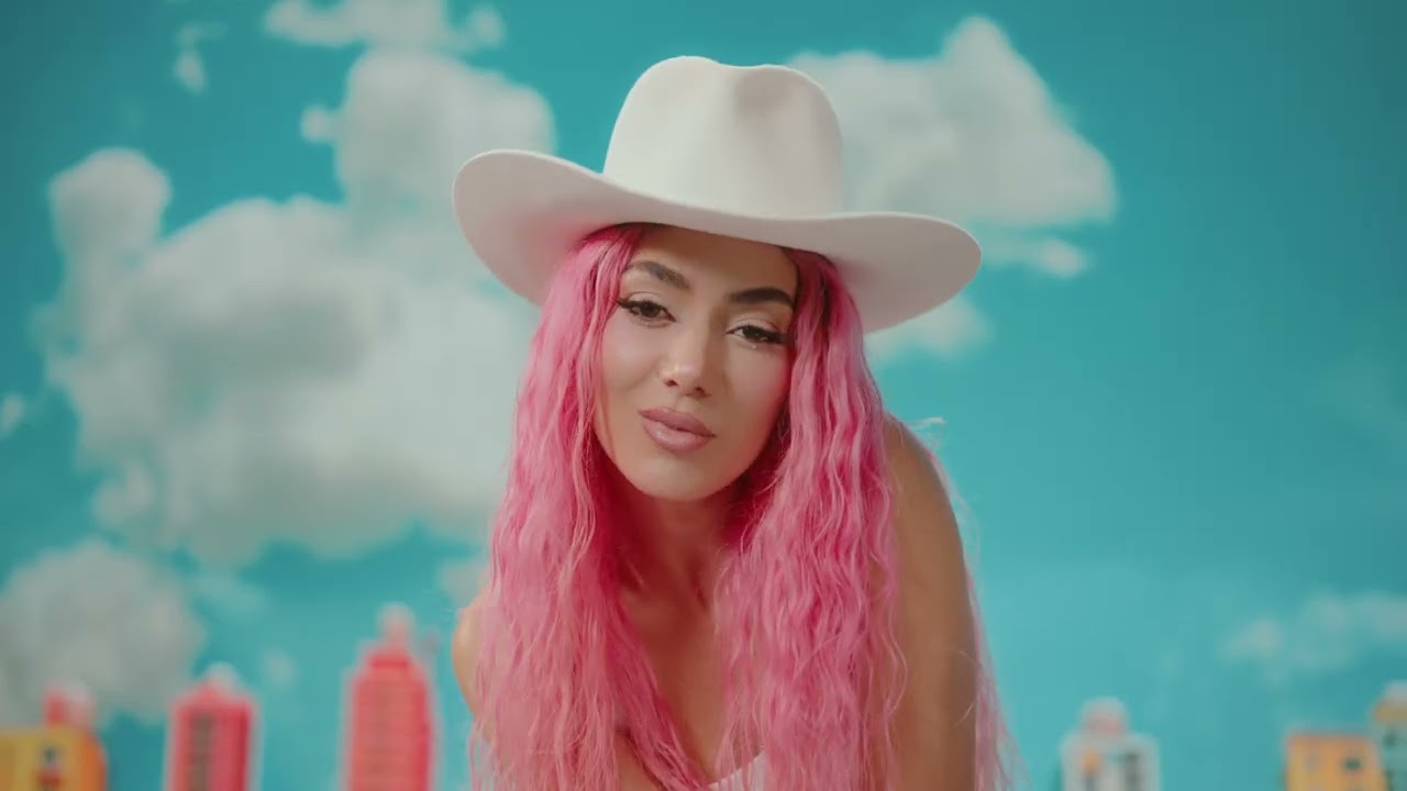 Gran Error x Elvana Gjata — Besame En Rio