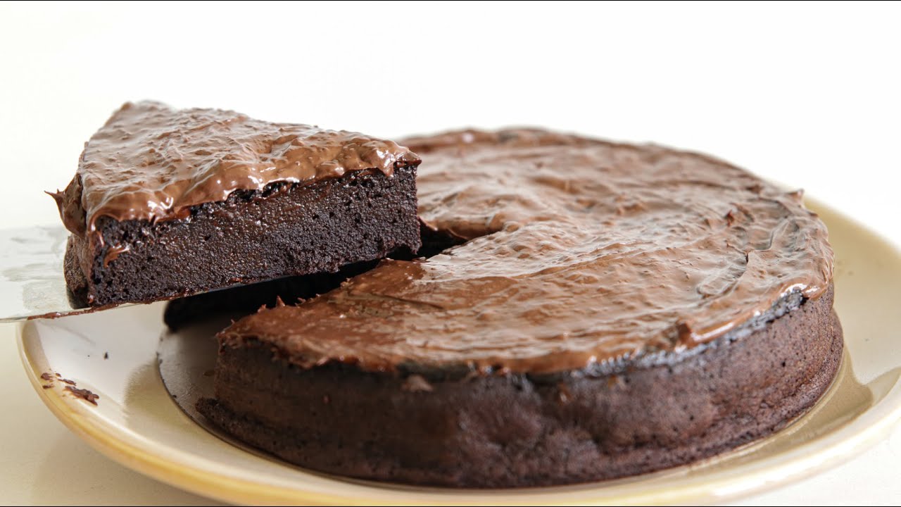 Healthy Chocolate Cake No Sugar, No Flour The Cooking Foodie