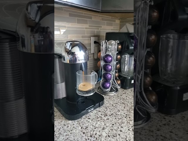Vídeo relacionado con Nespresso, Vertuo, Altissio Diavollito Voltesso, Paquete de 3 cajas con 30 cápsulas