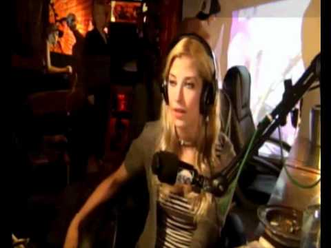 DEATHSQUAD #18 The Mushroom Diaries with Pamela Walt and Brian Redban