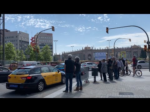 BARCELONA WALK || FROM SANTS STATIONS TO PLAZA ESPANYA 2022.