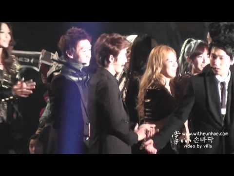 120119 SMA Haehyuk BackHug ending [cr:掌心witheunhae] Part 1