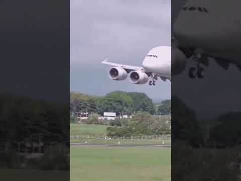 Emirates A380 arriving in Mauritius