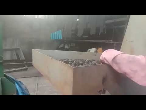 Coal grinding pulverizer