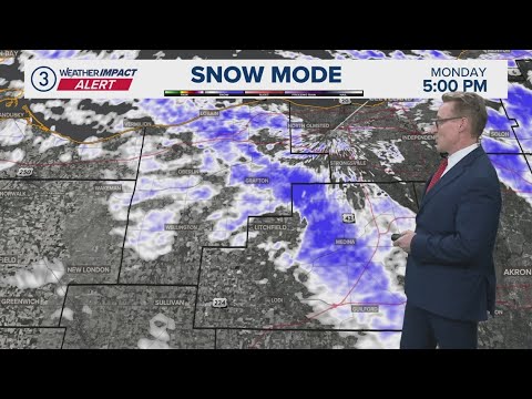 Weather Impact Alert: Bursts of snow becoming more organized over Northeast Ohio with traffic impact