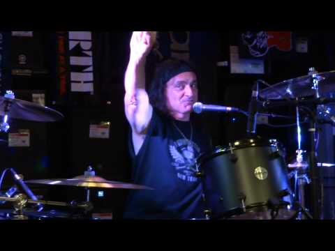 Vinny Appice Drum Clinic - Q & A + technique #2 - Guitar Center - Bakersfield, CA 8-21-13