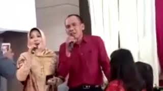 Download lagu Memori Berkasih Live Pesta Pernikahan Rio dan Pupu mp3 Download lagu Memori Berkasih Live Pesta Pernikahan Rio dan Pupu mp3