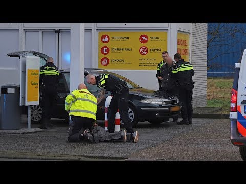 Hoogezand - Two arrests after stabbing incident