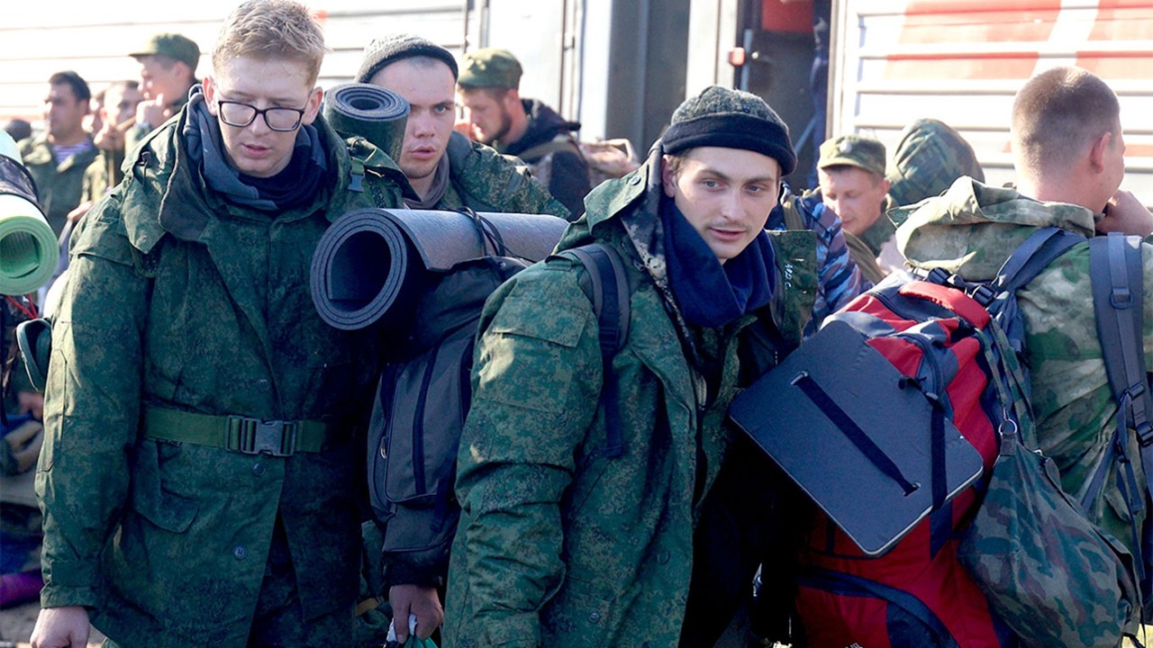 RUSSIAN PROPAGANDA: “WE ARE LOSING GROUND IN UKRAINE — THE SITUATION IS ALARMING” || 2026
