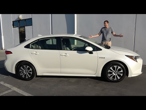 External Review Video EZCH1JsTNMI for Toyota Corolla 7 (E210) Sedan (2018)