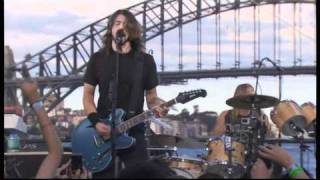 Foo Fighters - Bridge Burning (live)