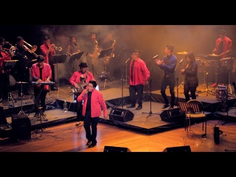 MOSAICO DE CUMBIAS (Coros Antiguos) - El Combo del Rey en VIVO (7 de 7) - En el altar...