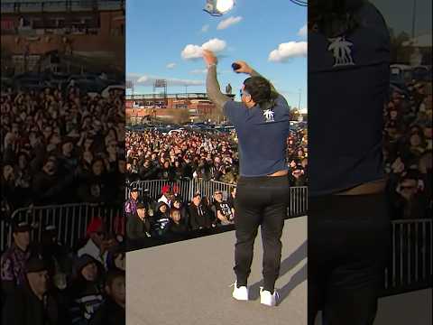 Philly is rooting for Jey Uso… YEET! #WrestleMania