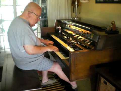 Mike Reed plays "Blue Moon" on his Hammond Organ