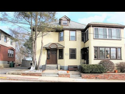 41 Homestead Road, Woonsocket, RI Presented by Elise Vetri.