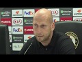 Trainer Jaap Stam genoot van sfeer bij Feyenoord-FC Porto (2-0)