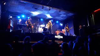 Watchmen Hard Rock - One step from Heaven en vivo Makena
