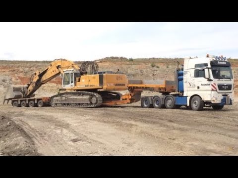Transporting The Liebherr 974 Excavator - Fasoulas Heavy Transports
