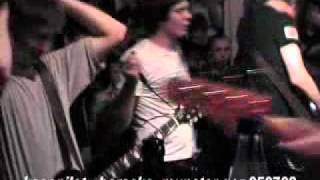 kaospilot - baracke, munster ger 050702 (live)