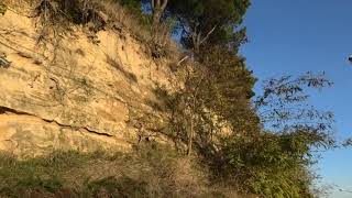 ariano-piovono-massi-dal-costone-di-loreto