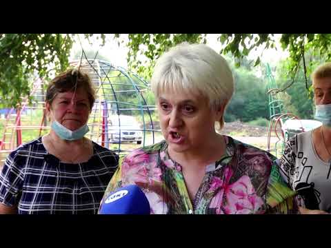 В Курске жители многоэтажки не могут добиться ремонта дома и дороги