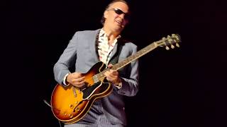 Joe Bonamassa - Little Girl - 11/30/18 Queen Elizabeth Theatre - Vancouver, BC